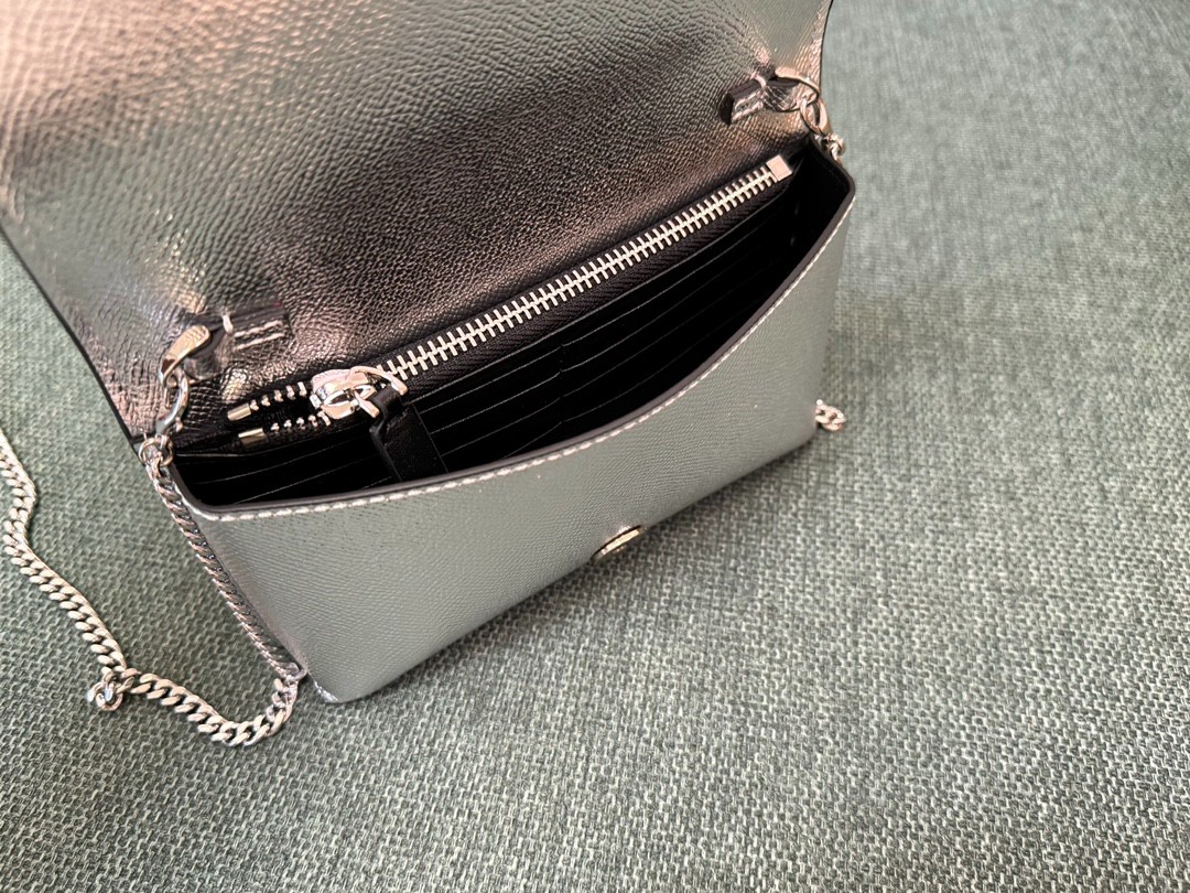 016 50123164 size 19x4x10.5cm