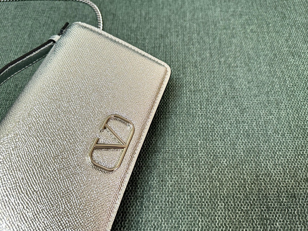 016 50123164 size 19x4x10.5cm
