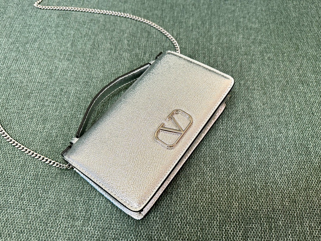 016 50123164 size 19x4x10.5cm