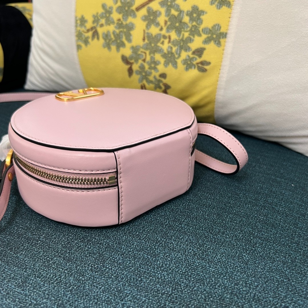 013 63123197 size 16x15x6.5cm