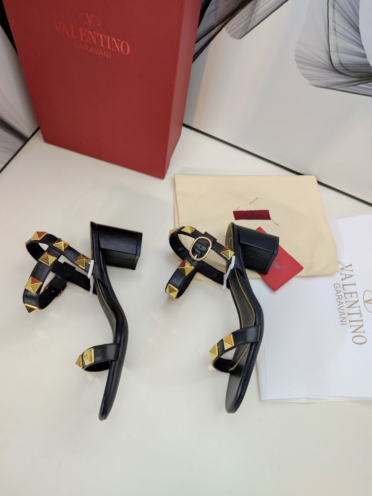 025 26123112 size 35-42