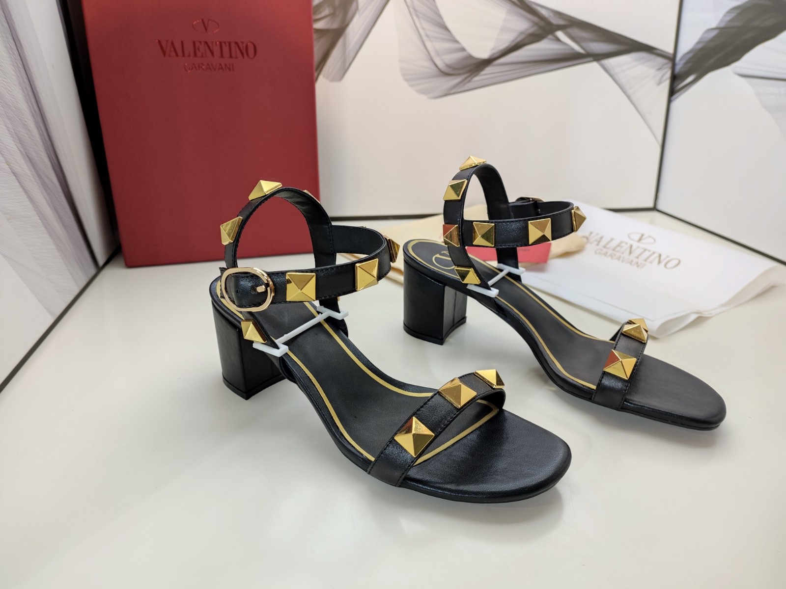 025 26123112 size 35-42