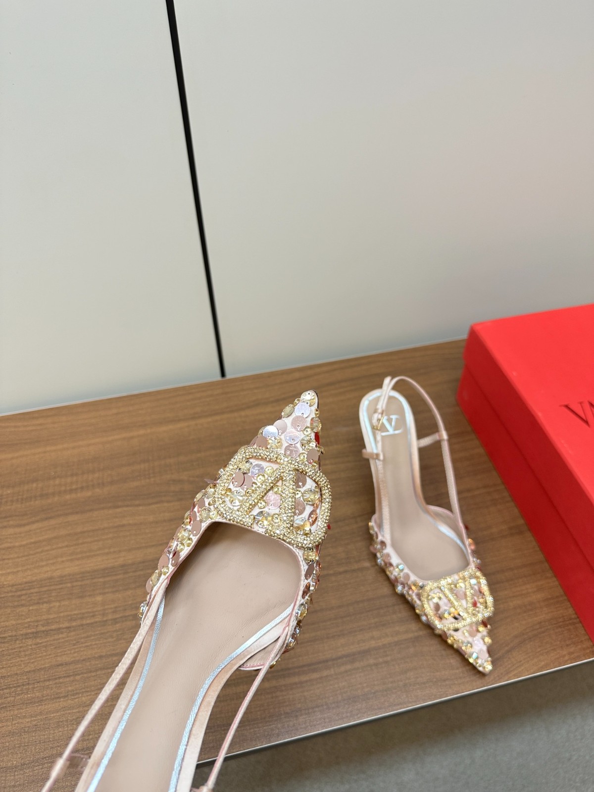 016 40123132 size 35-41
