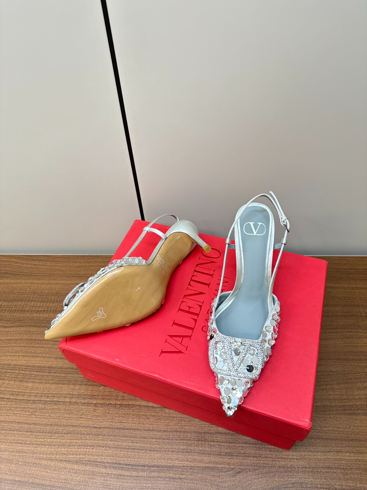 015 40123132 size 35-41