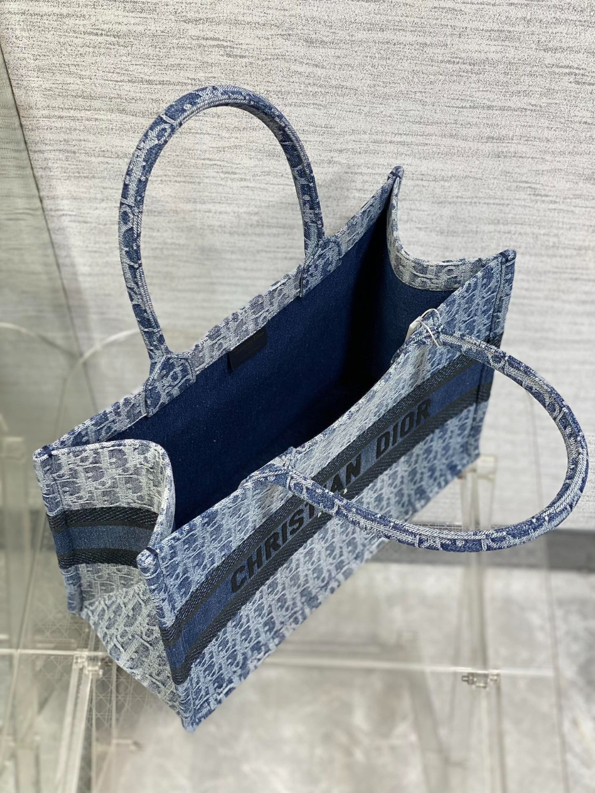 060 52123161 size 36x16x28cm