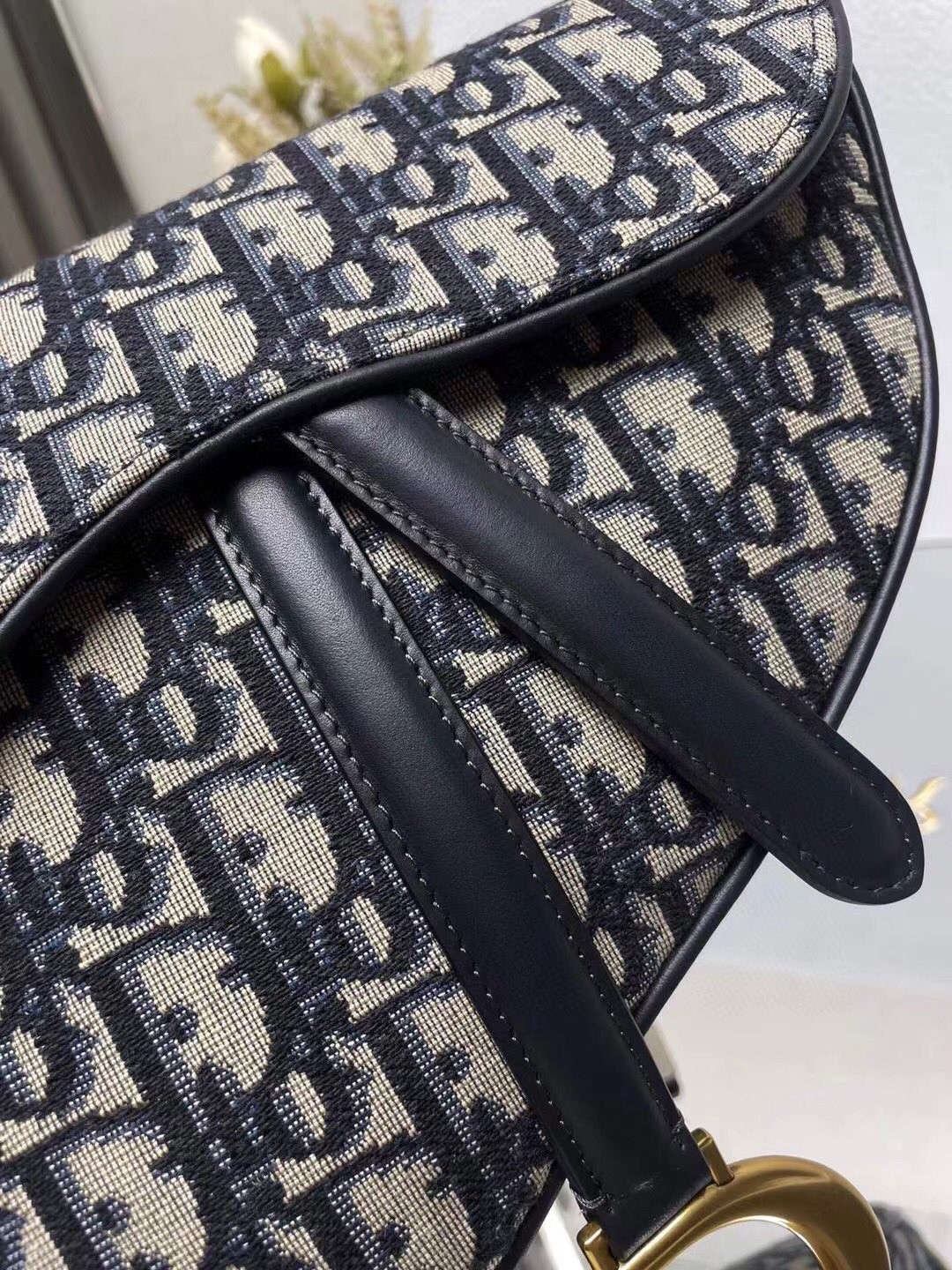 030 56123169 size 25.5×20×6.5cm