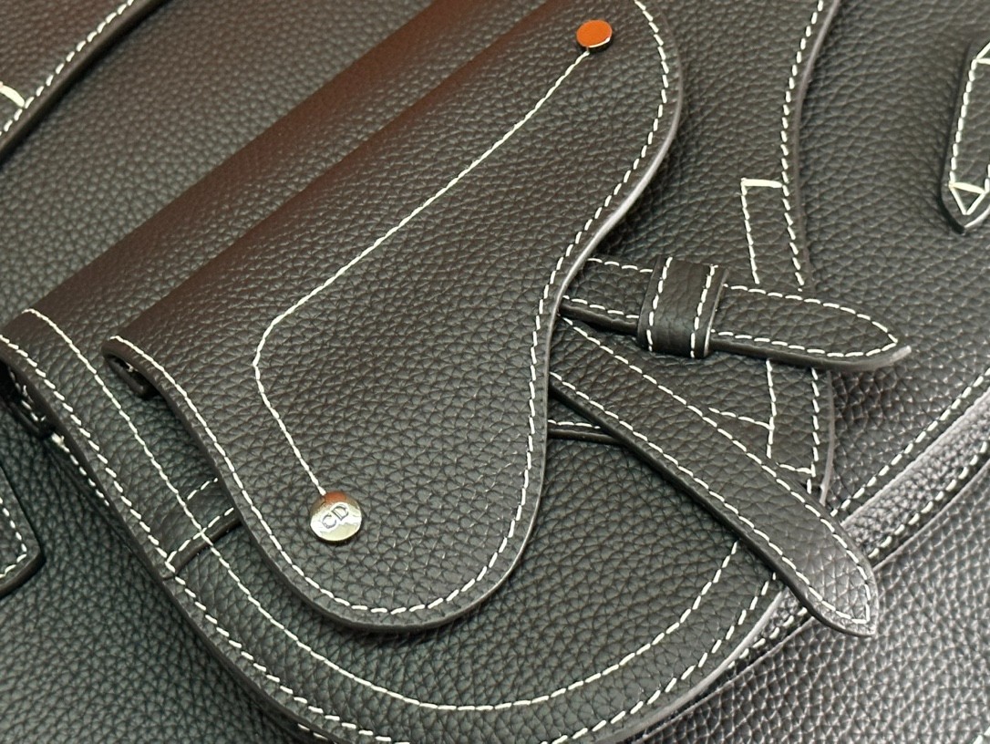 022 102123296 size 33x47x13.5cm