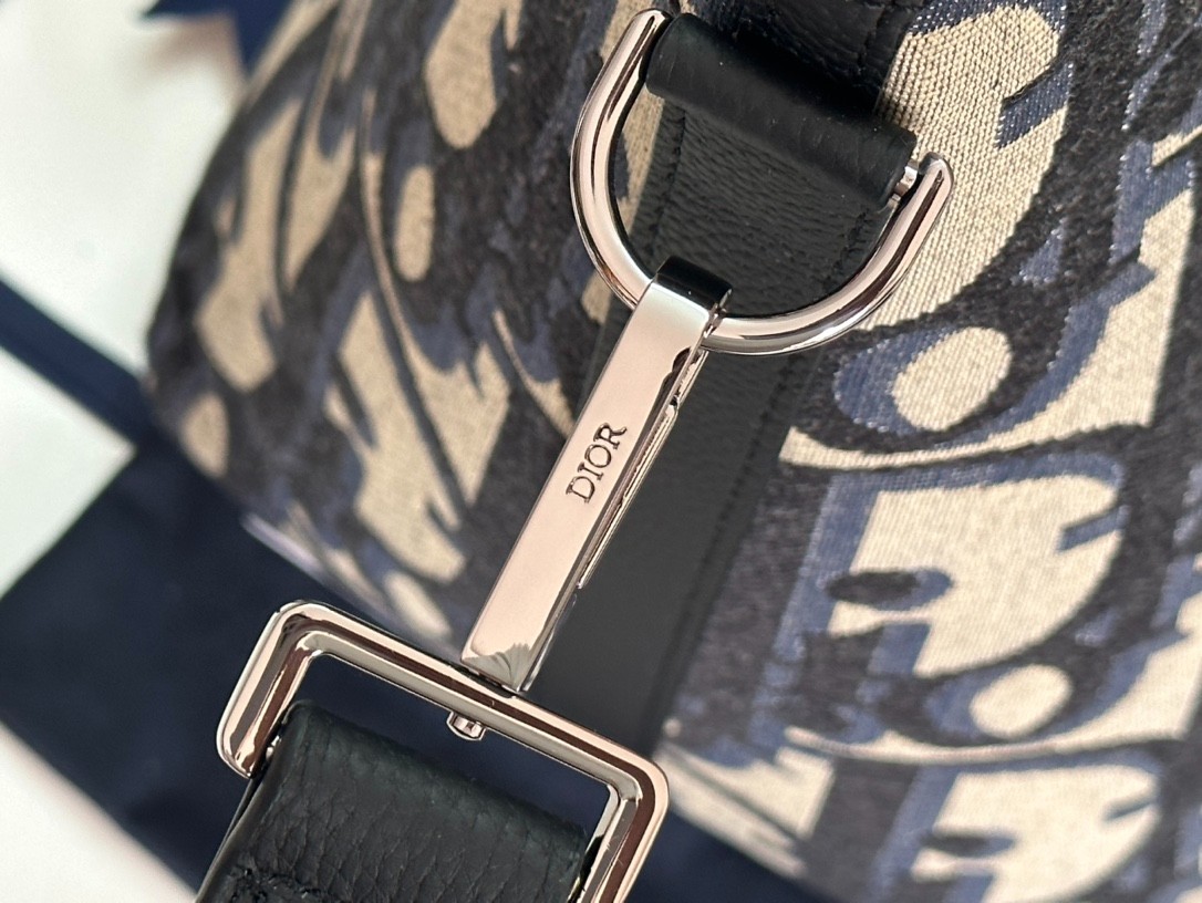 016 60123183 size 40x33x22.5cm