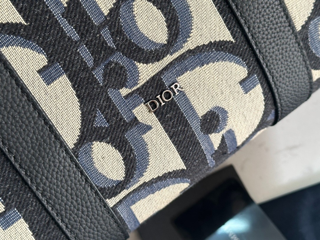 016 60123183 size 40x33x22.5cm