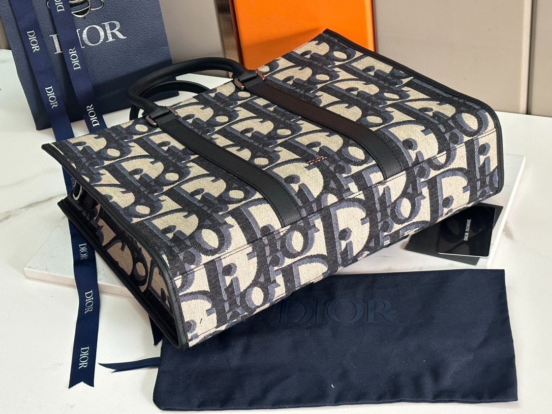 014 58123172 size 45x60cm