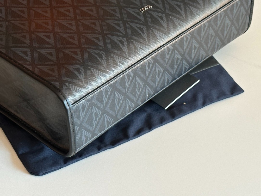 009 50123164 size 39x35x11cm