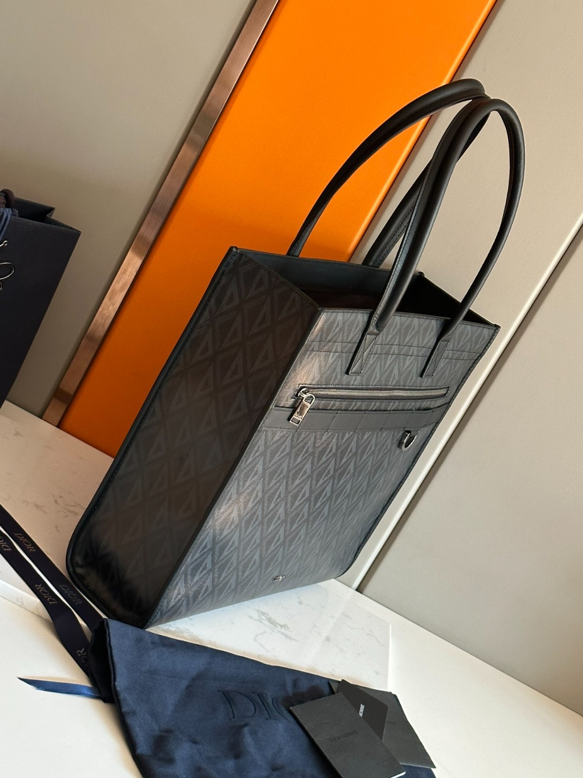 009 50123164 size 39x35x11cm