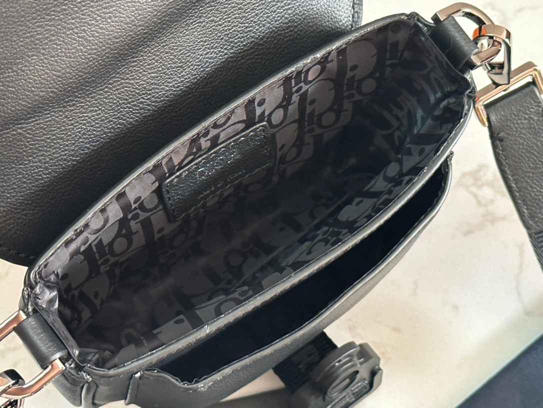 005 48123162 size 19x11x4cm