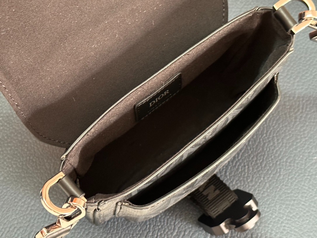 004 45123152 size 19x11x4cm