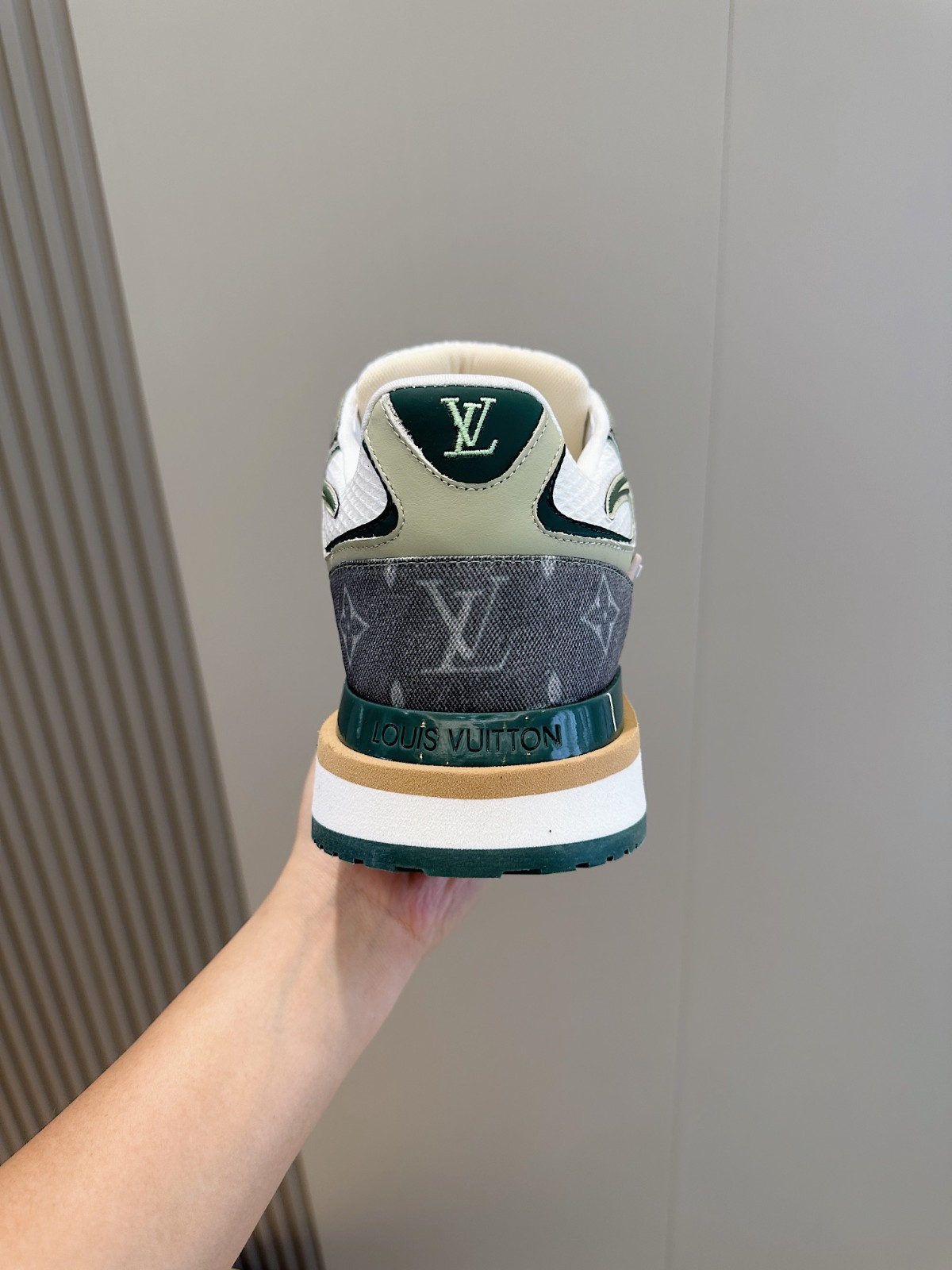 055 40123132 size 38-45