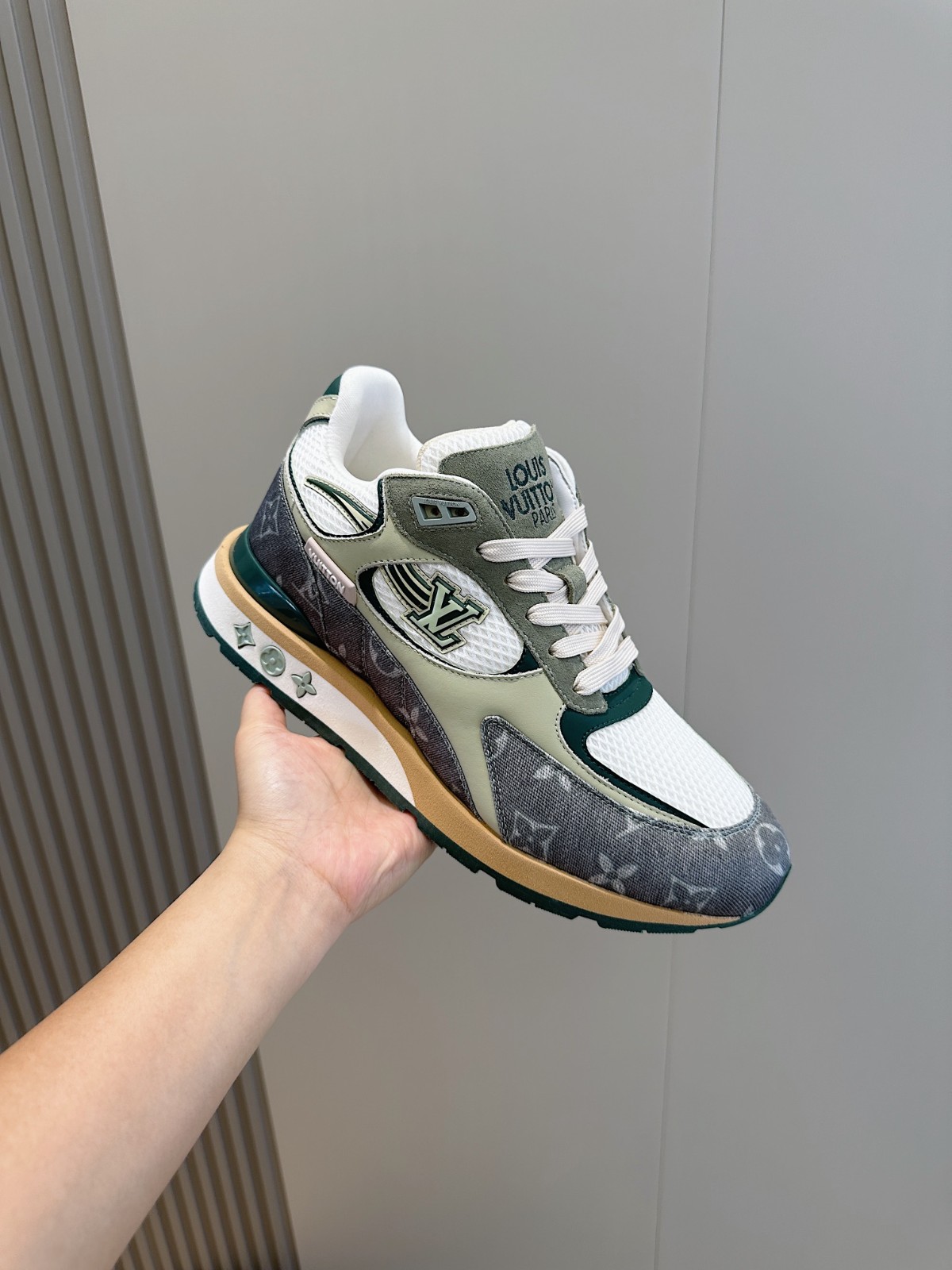 055 40123132 size 38-45