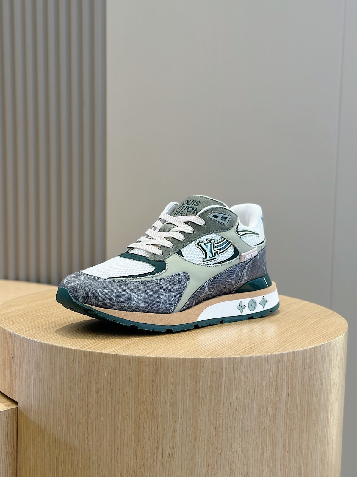 055 40123132 size 38-45