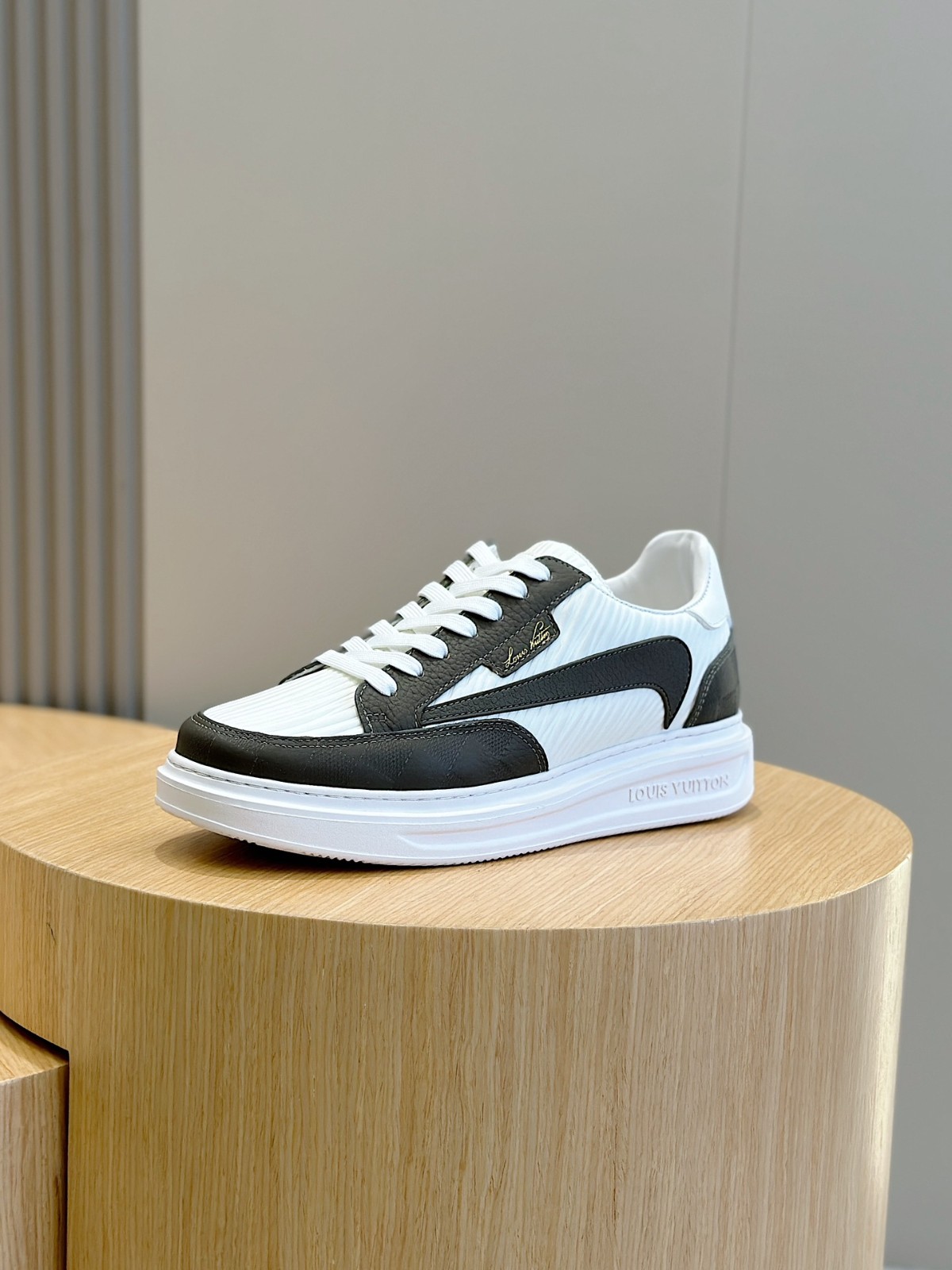 036 40123136 size 38-45