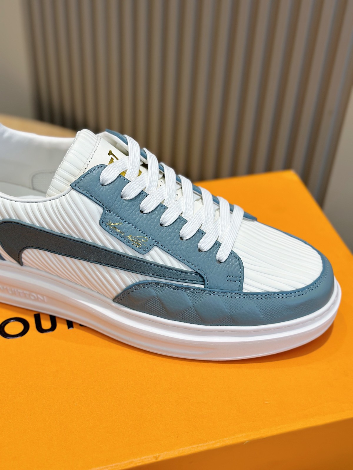 034 40123136 size 38-45