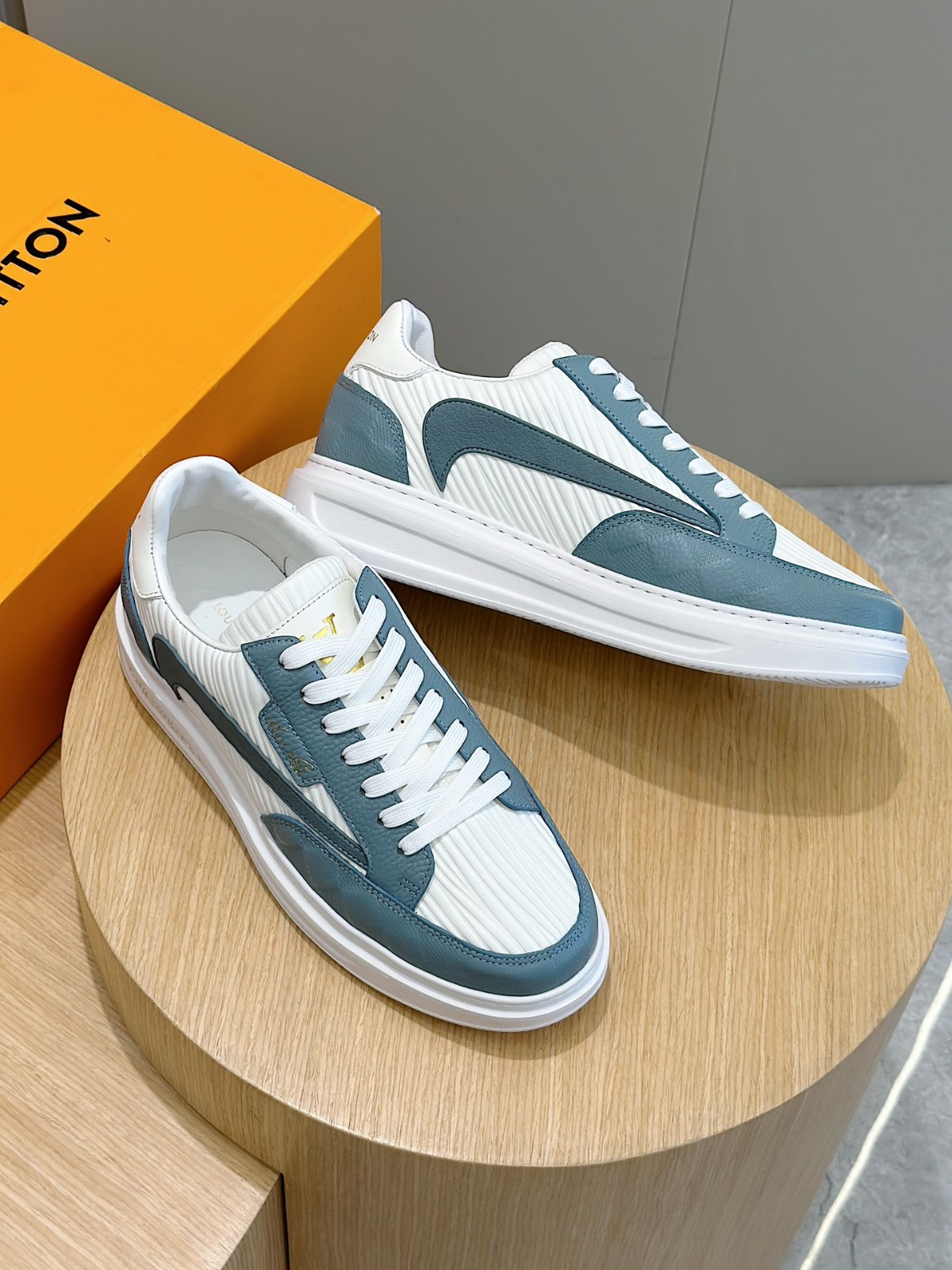 034 40123136 size 38-45