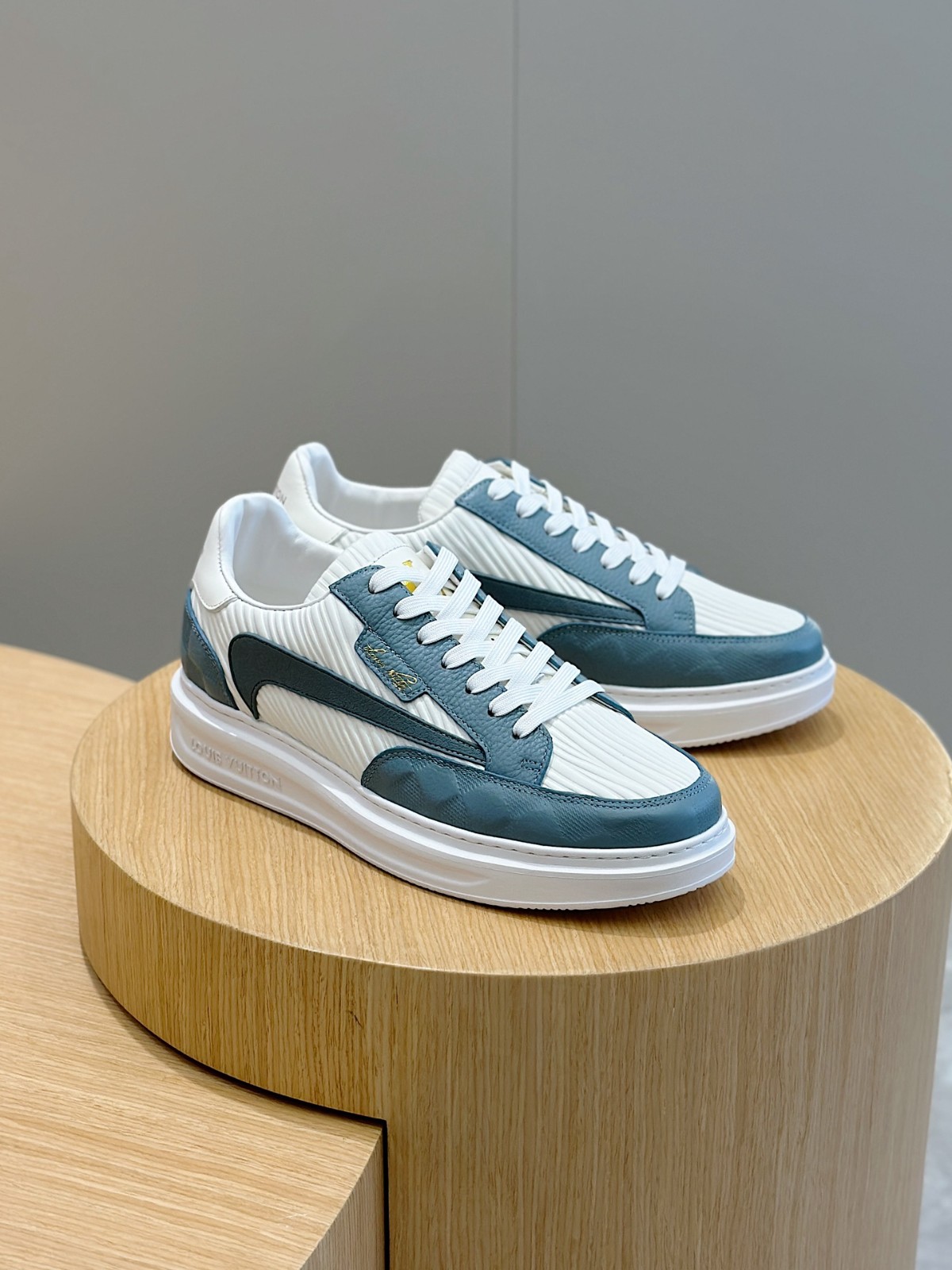 034 40123136 size 38-45