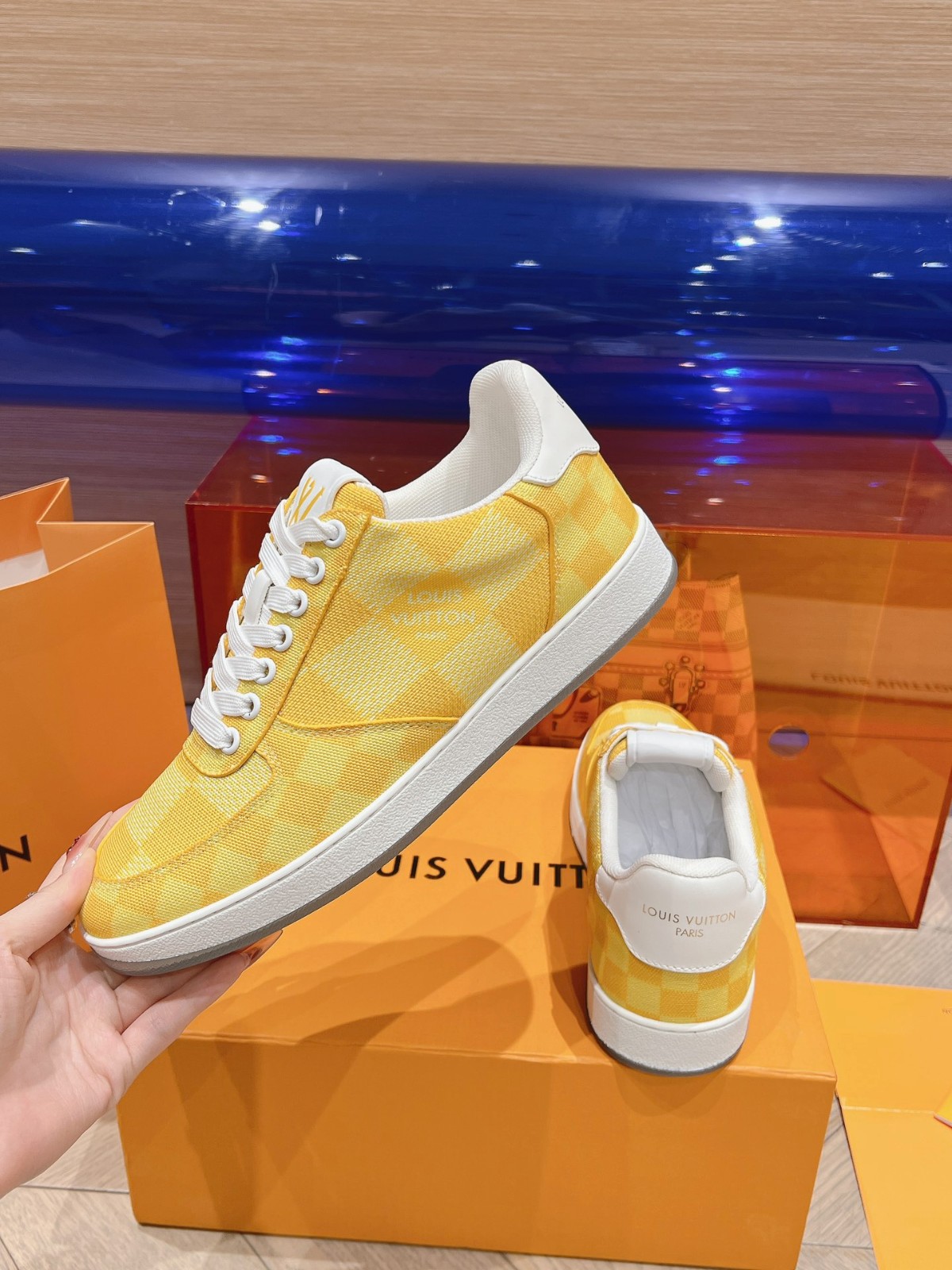 018 38123127 size 39-45