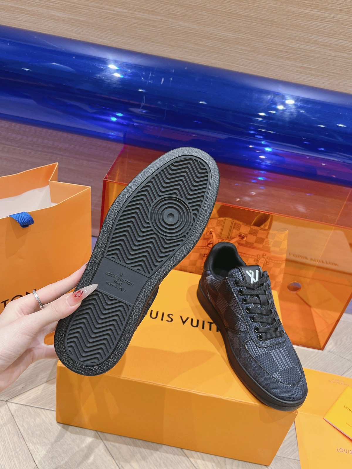 015 38123127 size 39-45