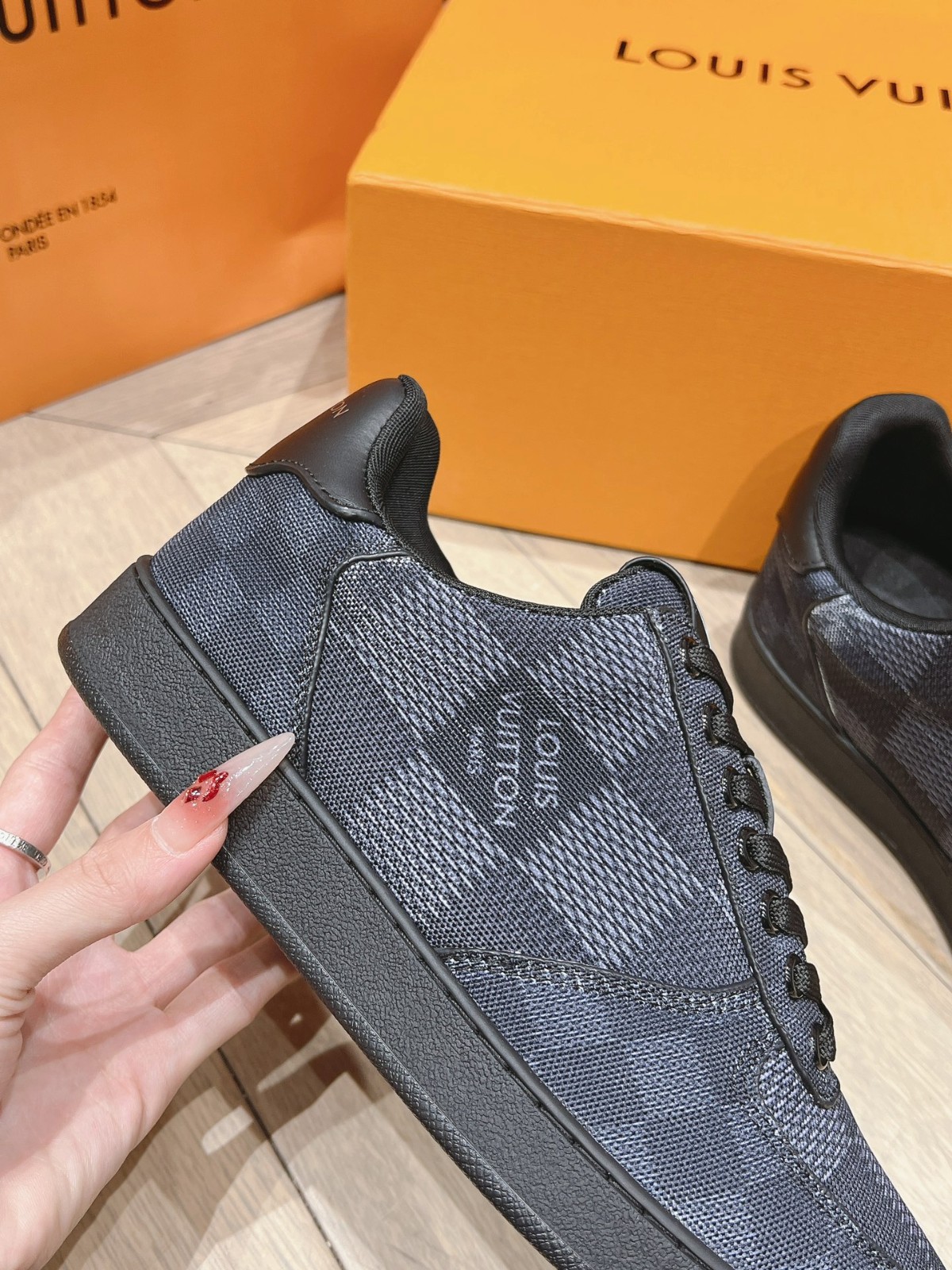 015 38123127 size 39-45