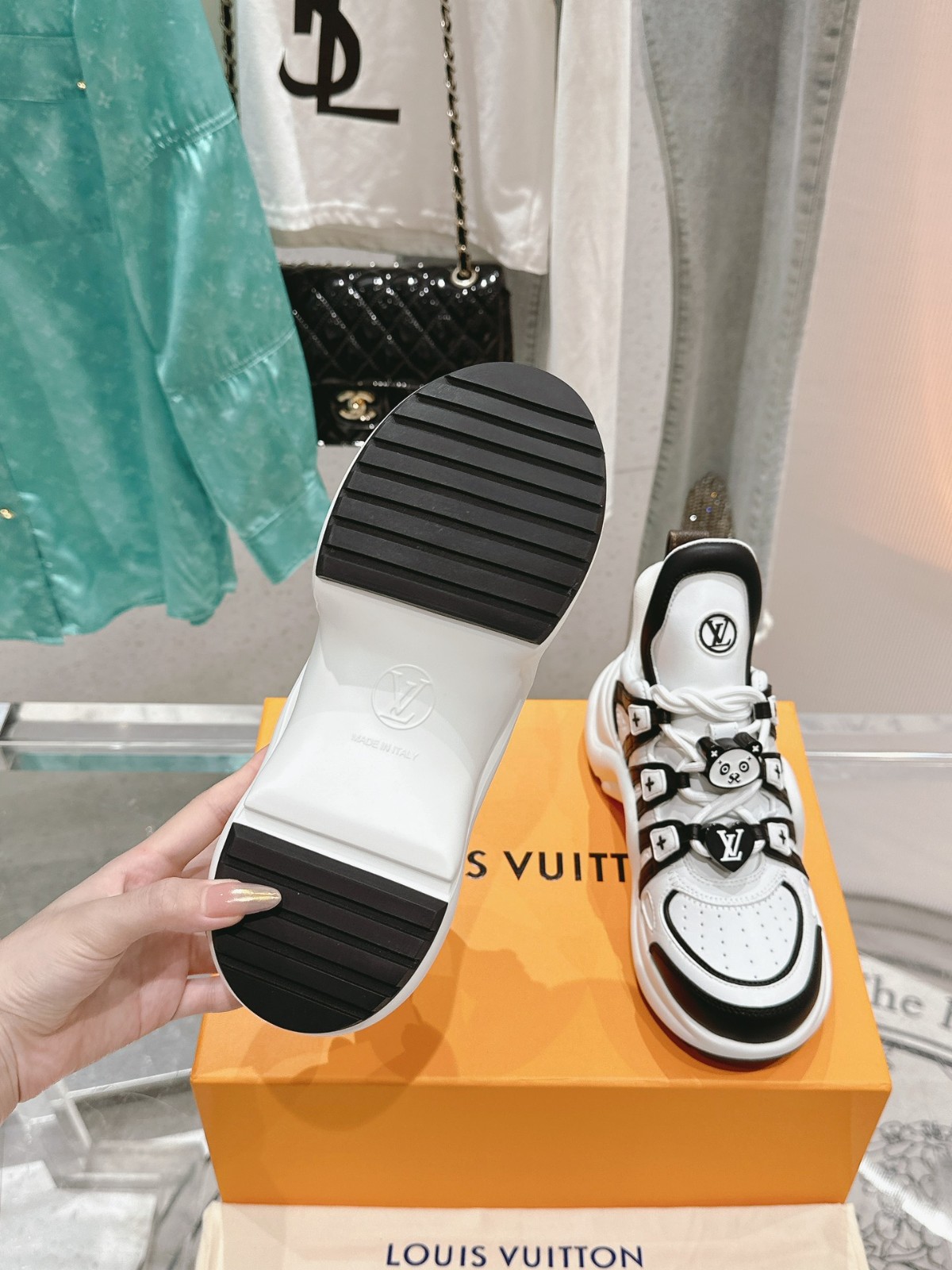 011 42123138 size 35-41