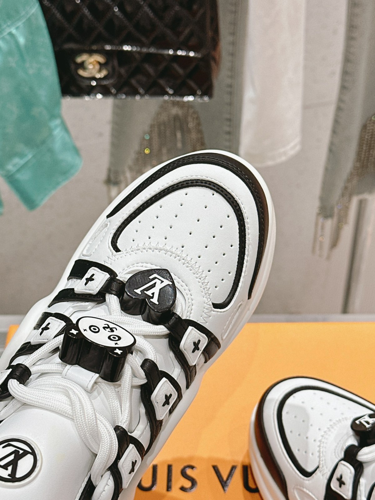 011 42123138 size 35-41