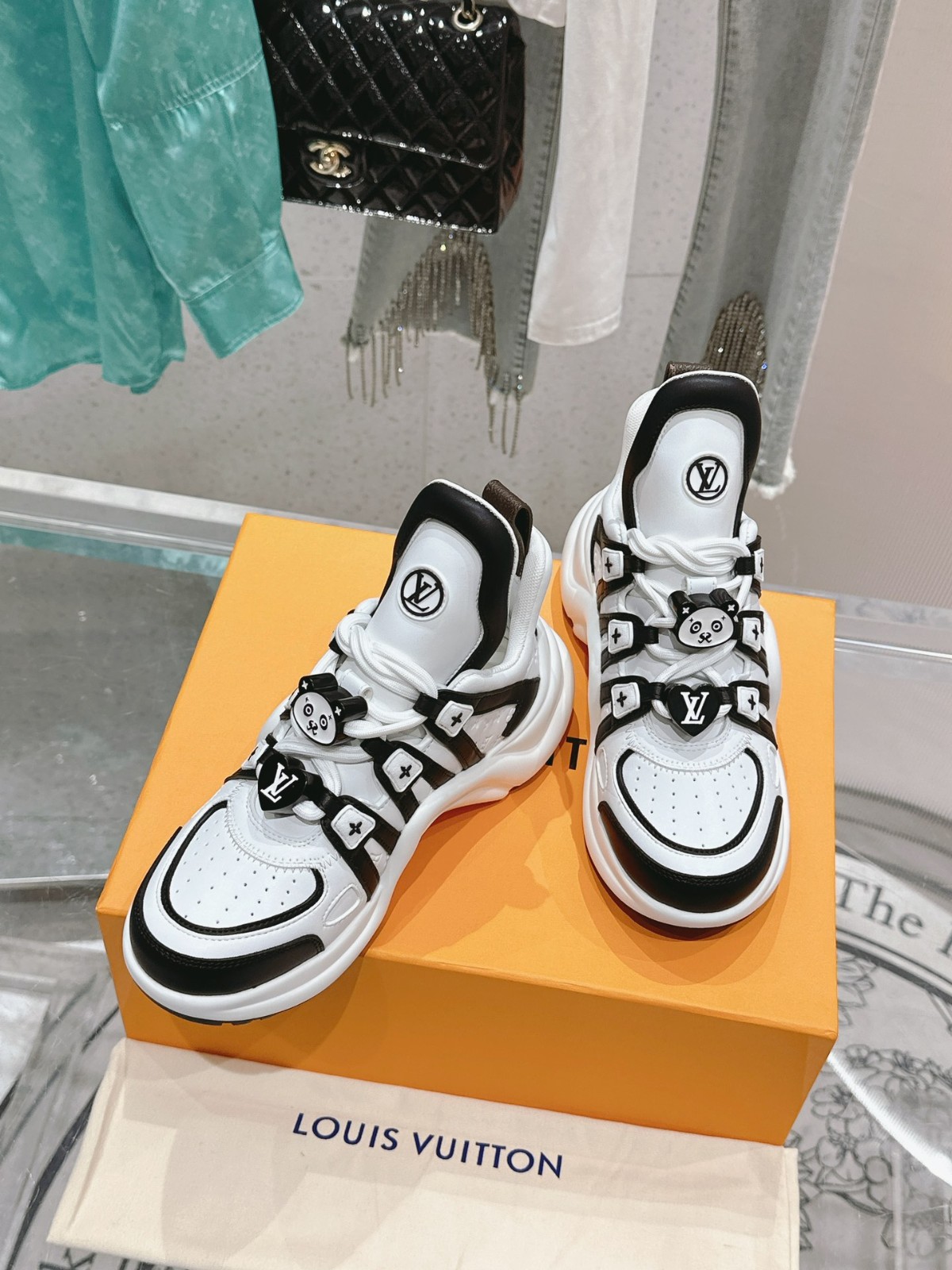 011 42123138 size 35-41
