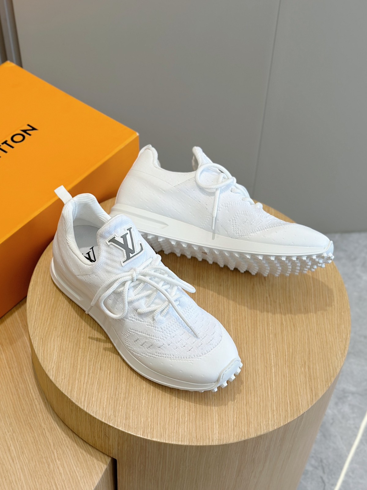 002 38123134 size 38-45