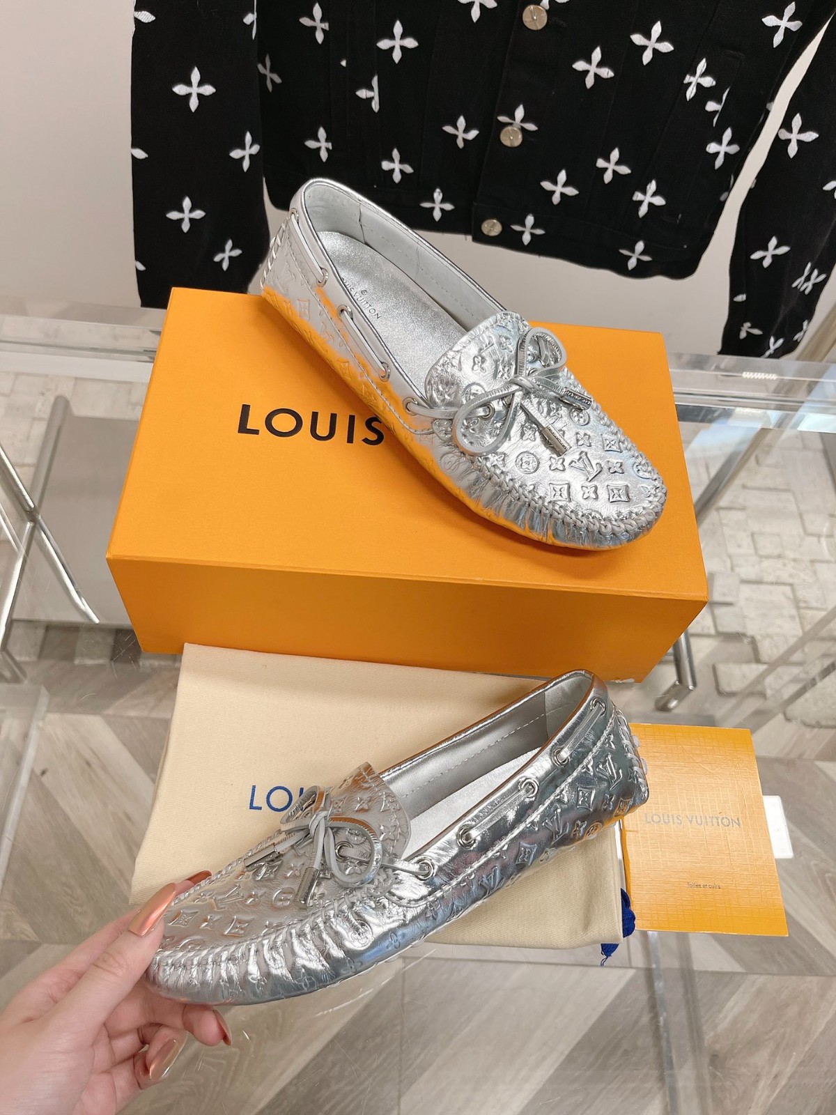 100 30123108 size 35-41
