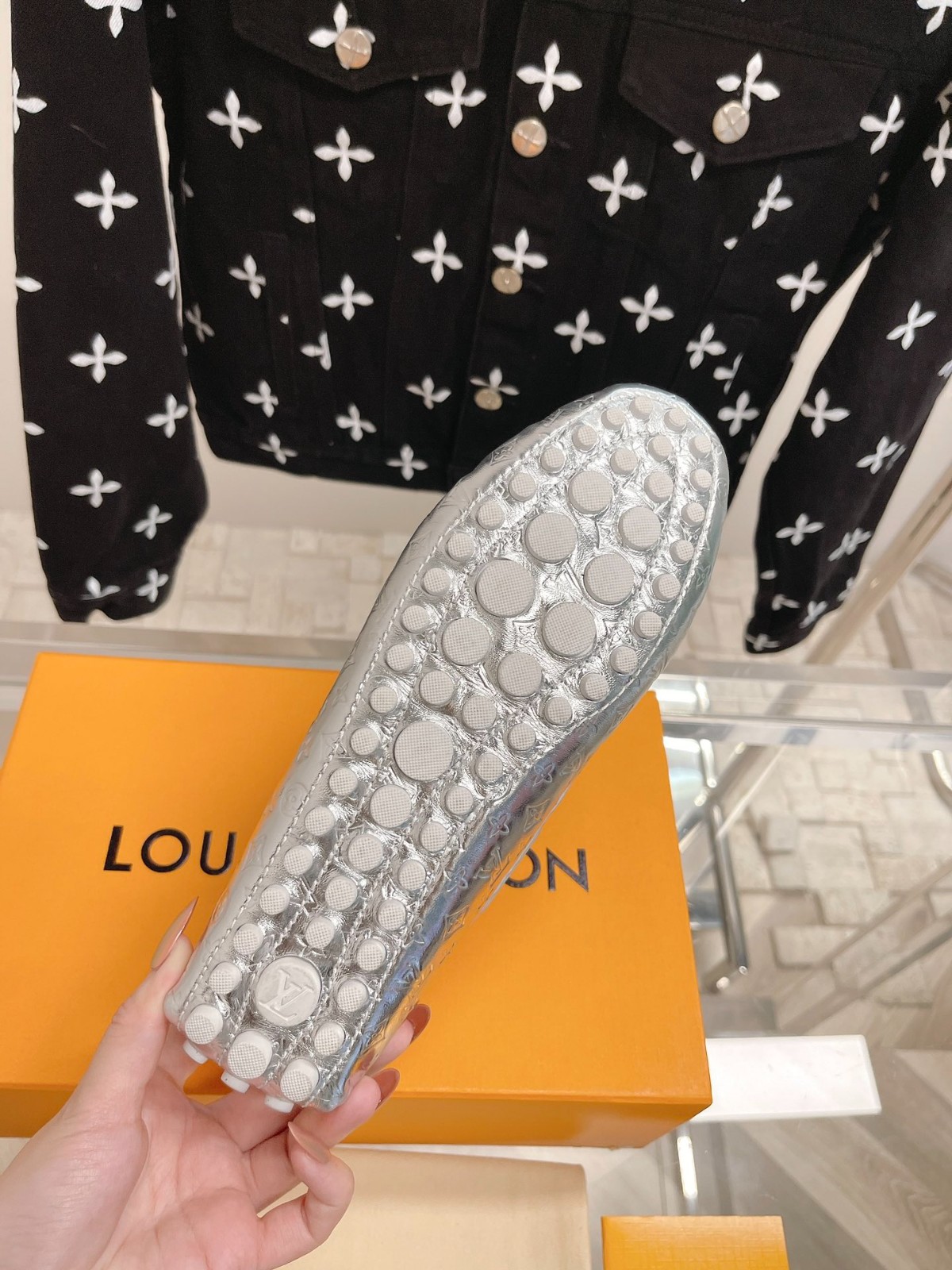 100 30123108 size 35-41