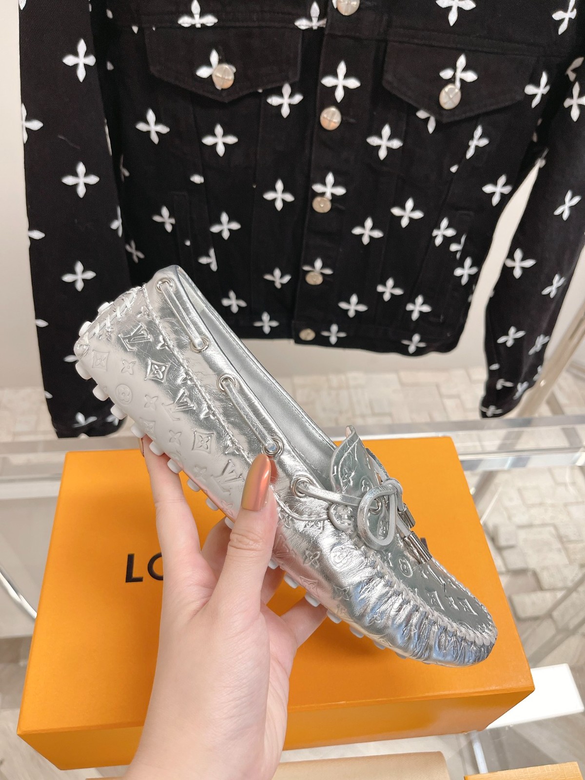 100 30123108 size 35-41