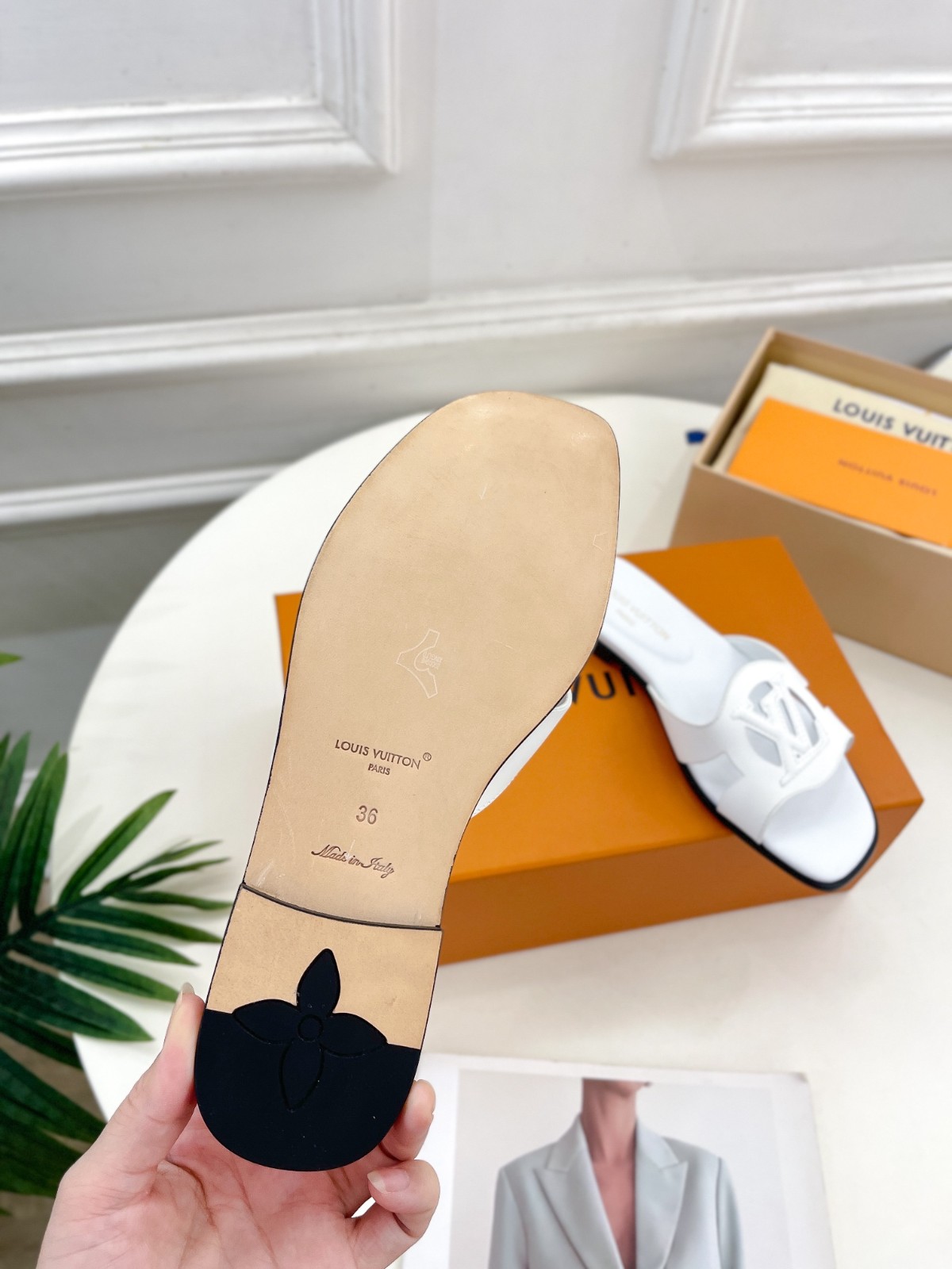 081 30123108 size 35-42