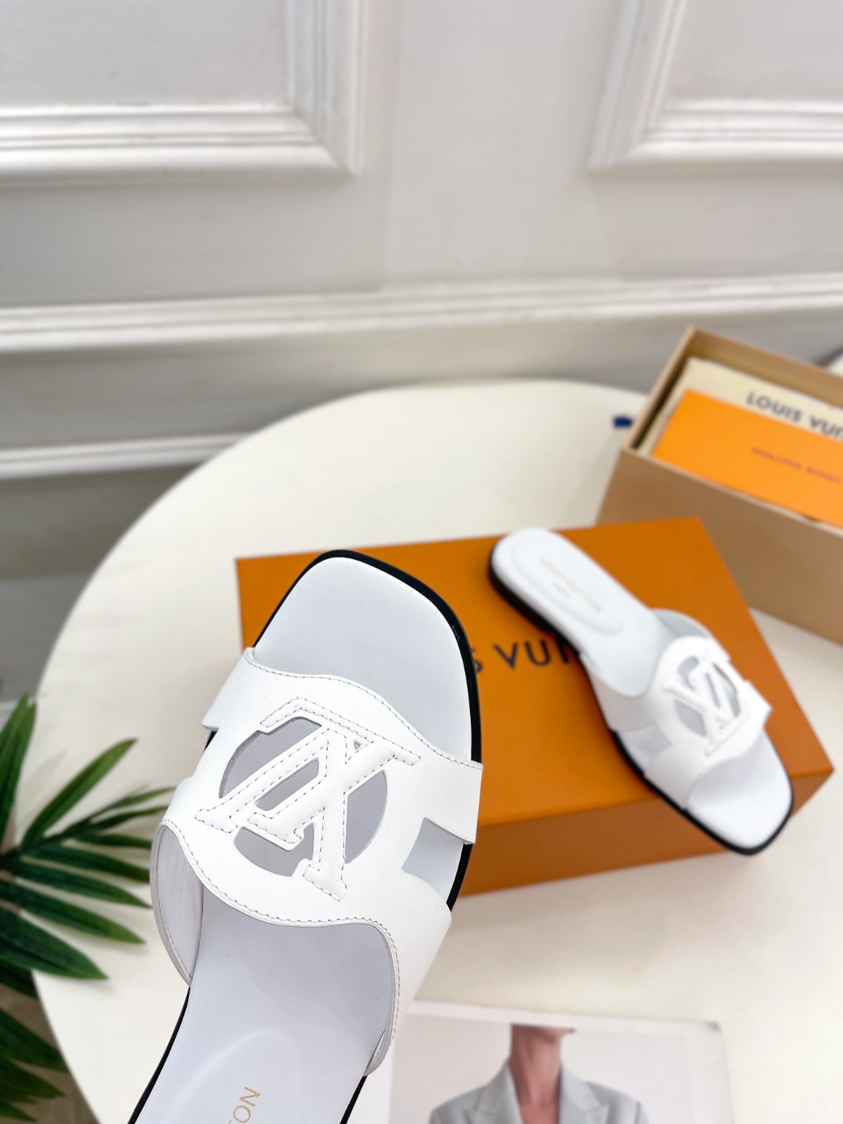 081 30123108 size 35-42