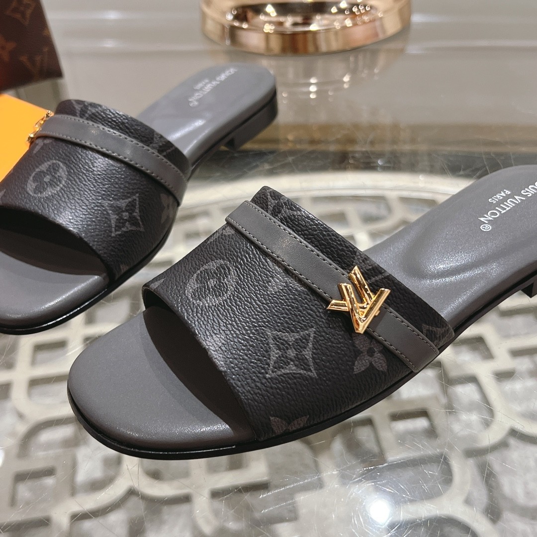 071 30123108 size 35-42