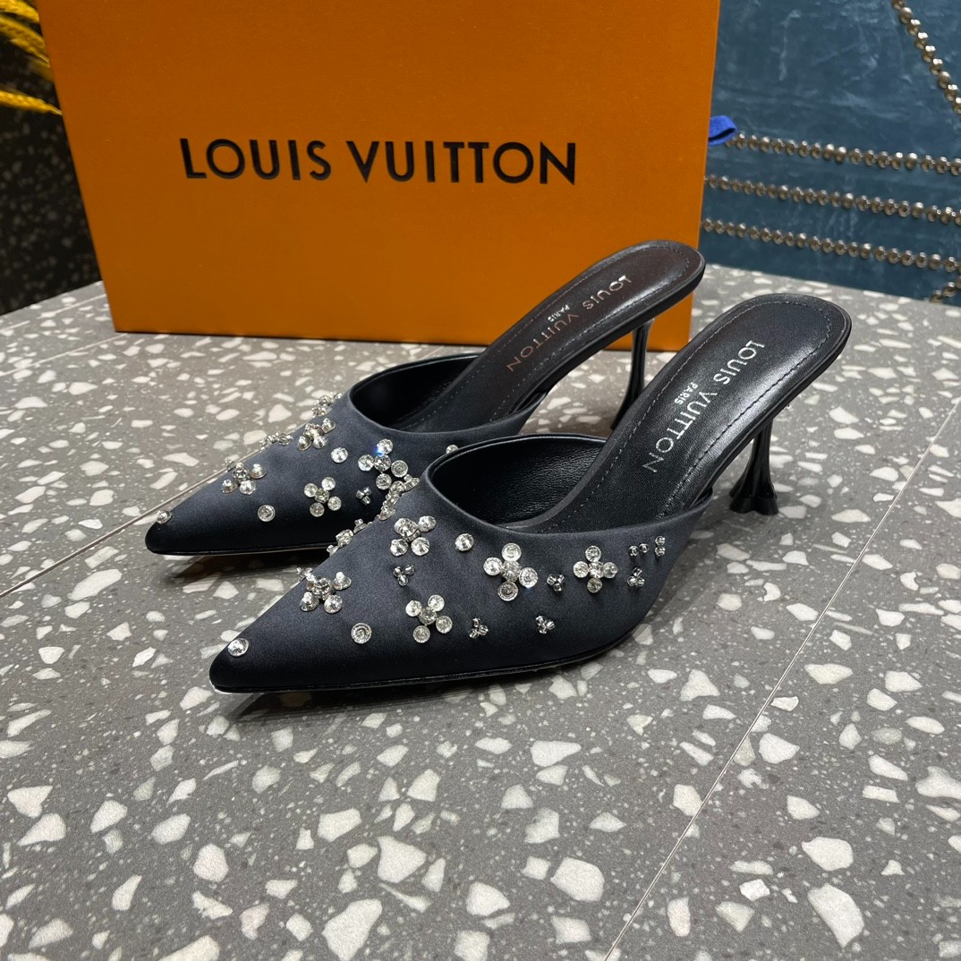 060 32123111 size 35-42