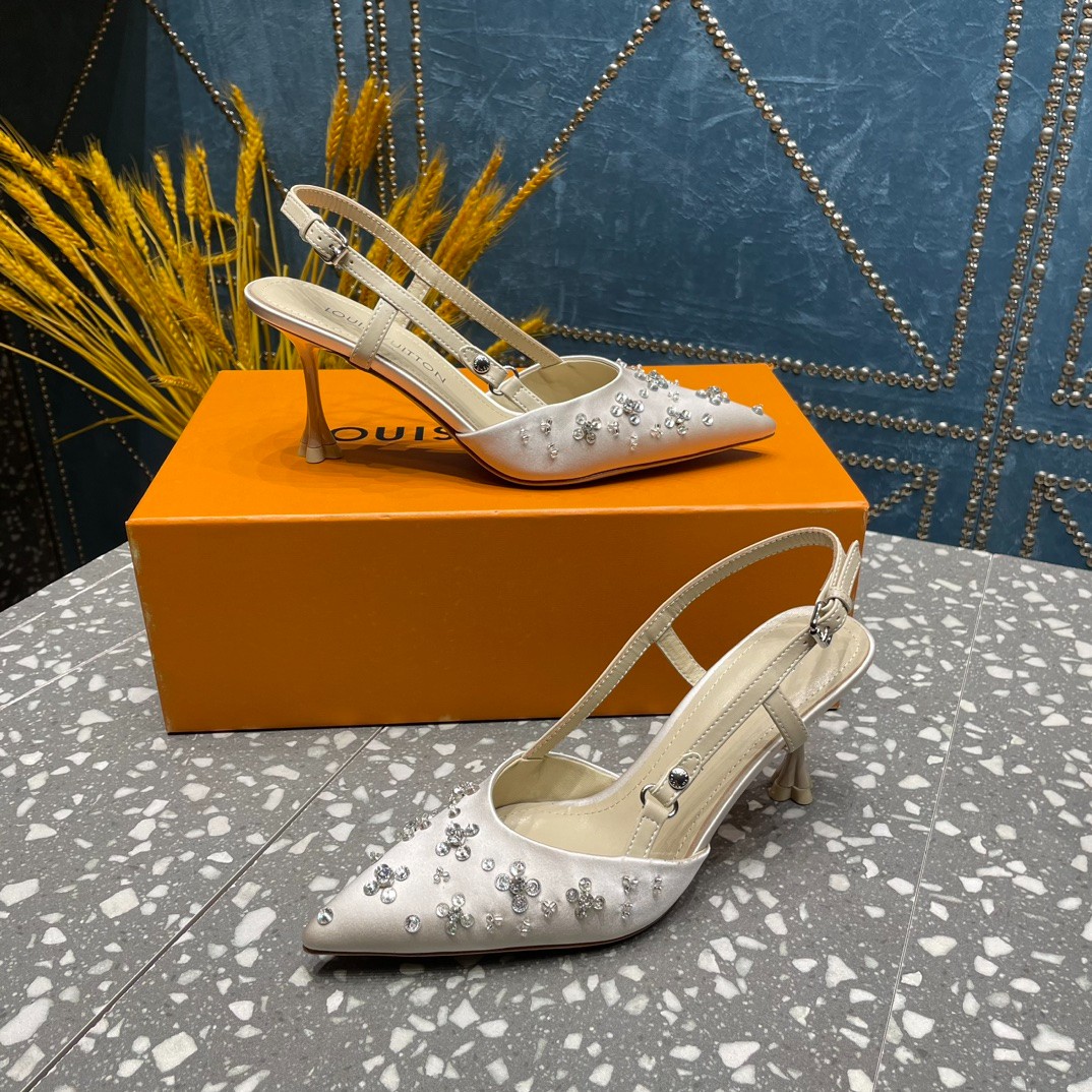 059 32123111 size 35-42