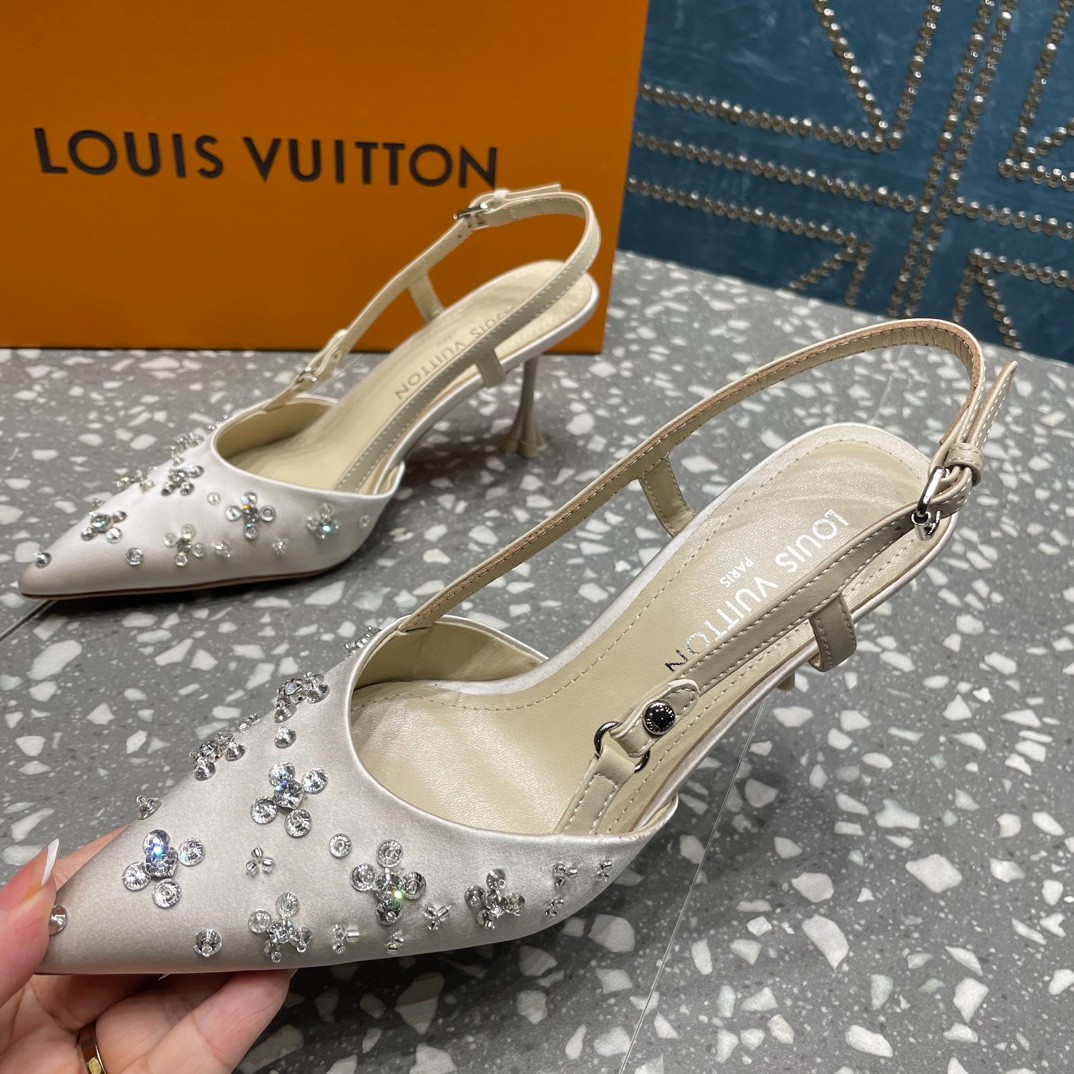 059 32123111 size 35-42