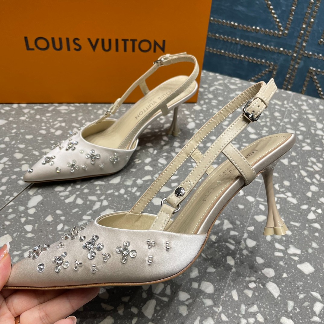 059 32123111 size 35-42