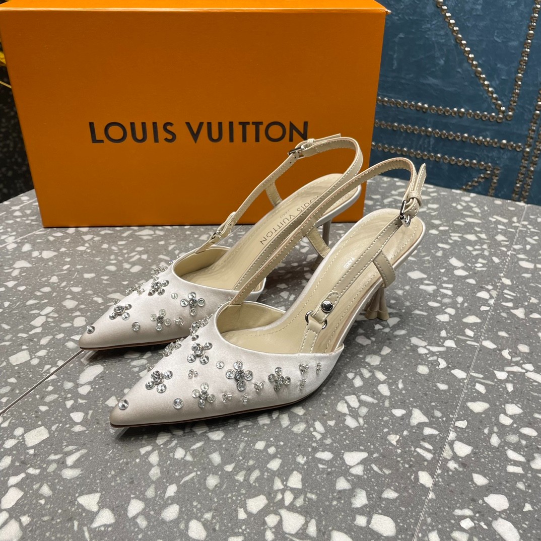 059 32123111 size 35-42