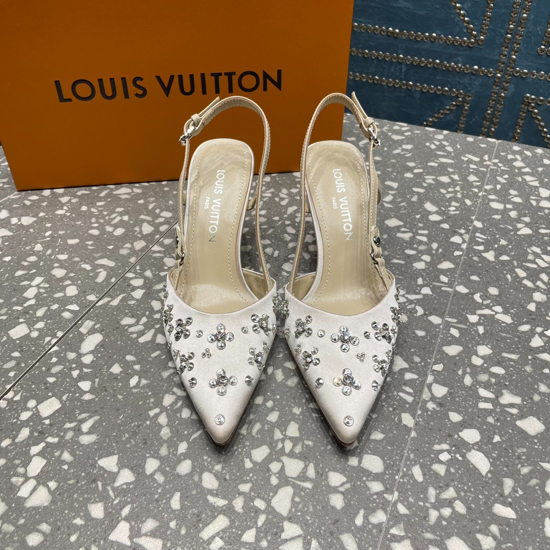 059 32123111 size 35-42