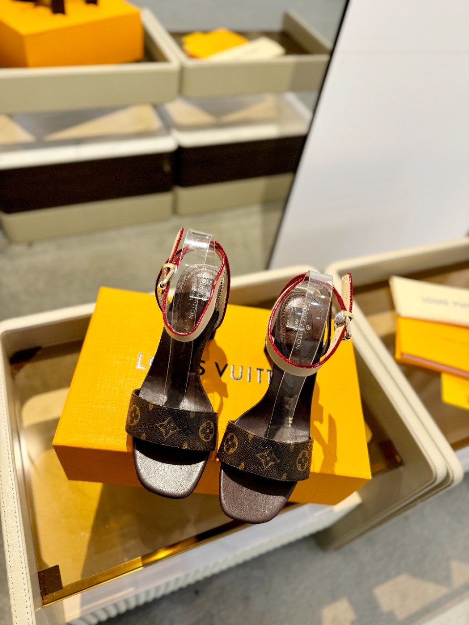 055 35123127 size 35-42