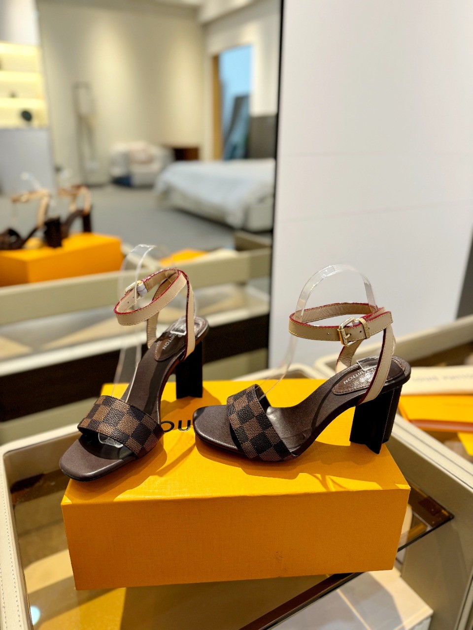 054 35123127 size 35-42