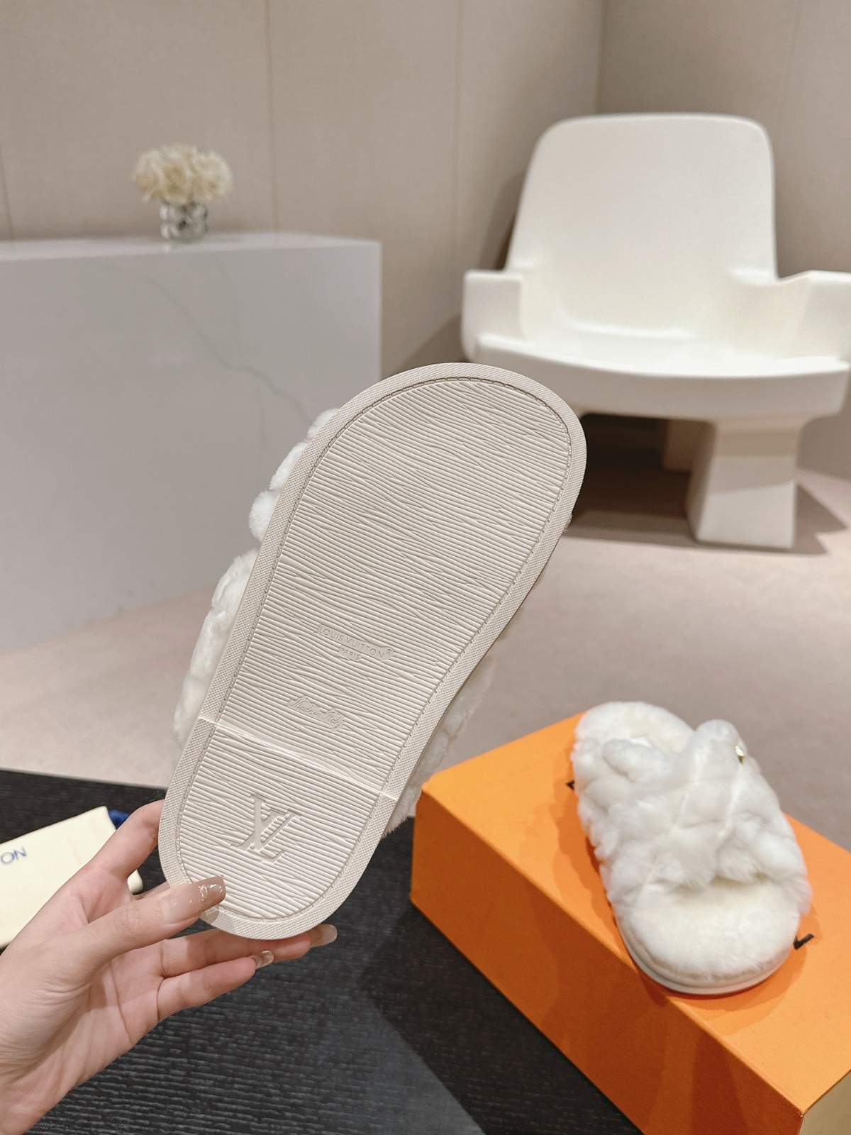 048 28123106 size 35-41