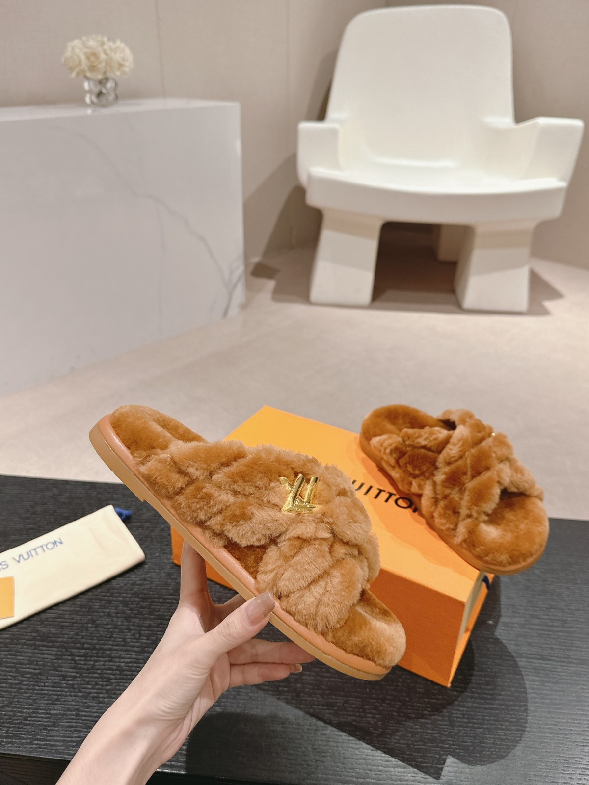 047 28123106 size 35-41