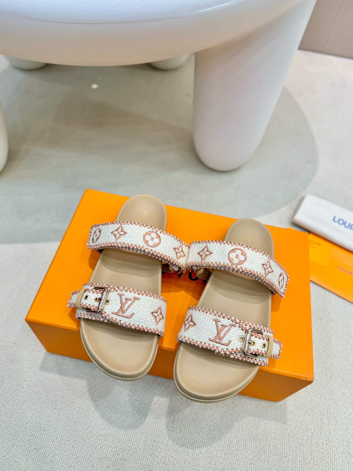 043 24123102 size 35-43