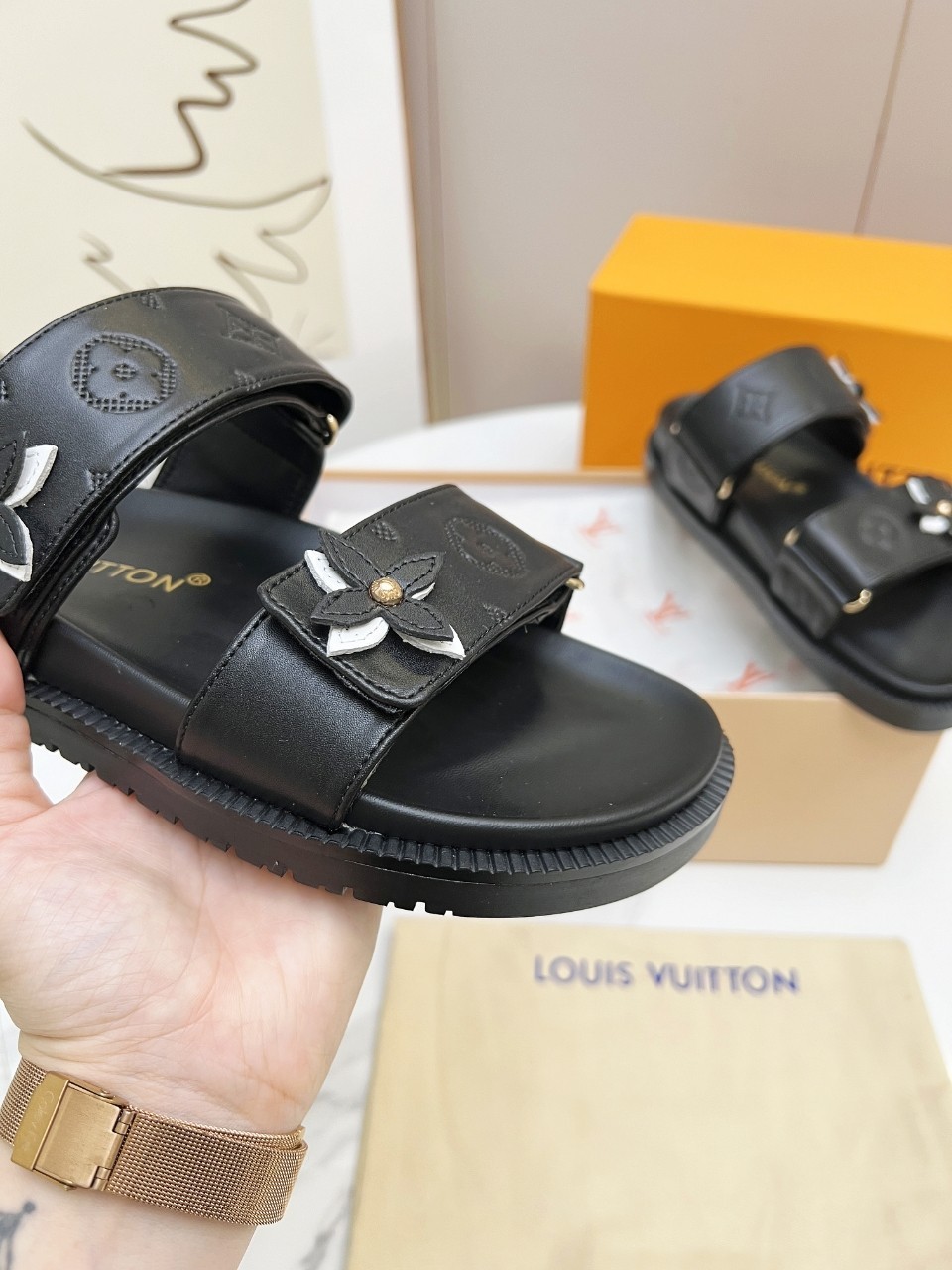 030 23123096 size 35-42